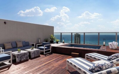 The Ritz-Carlton Residences, Waikiki Beach