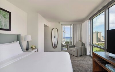 The Ritz-Carlton Residences, Waikiki Beach