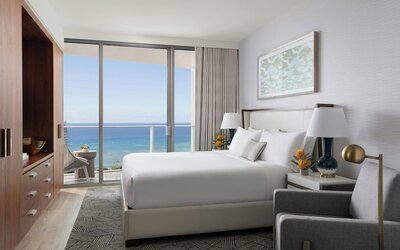 The Ritz-Carlton Residences, Waikiki Beach