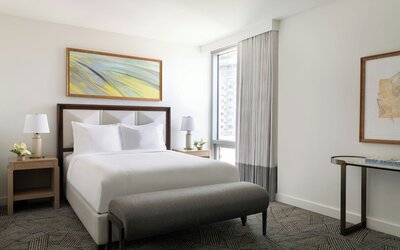 The Ritz-Carlton Residences, Waikiki Beach