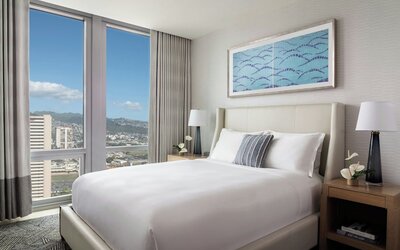 The Ritz-Carlton Residences, Waikiki Beach