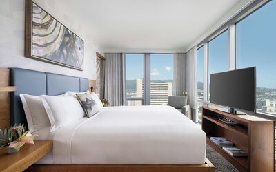 The Ritz-Carlton Residences, Waikiki Beach