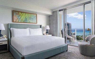 The Ritz-Carlton Residences, Waikiki Beach