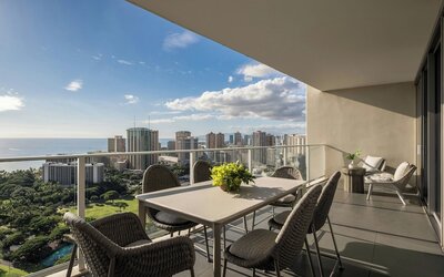 The Ritz-Carlton Residences, Waikiki Beach