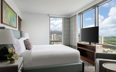 The Ritz-Carlton Residences, Waikiki Beach