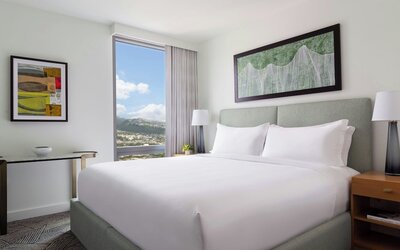 The Ritz-Carlton Residences, Waikiki Beach
