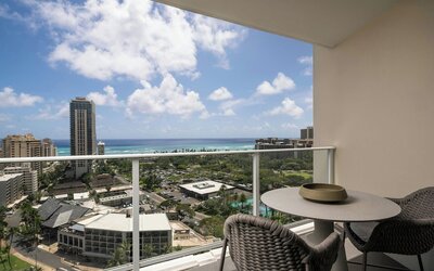 The Ritz-Carlton Residences, Waikiki Beach