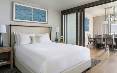 The Ritz-Carlton Residences, Waikiki Beach