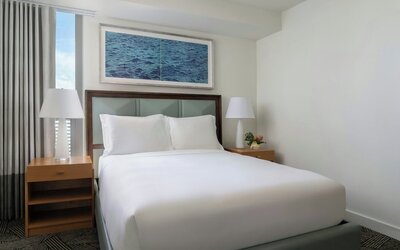 The Ritz-Carlton Residences, Waikiki Beach