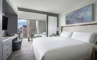 The Ritz-Carlton Residences, Waikiki Beach