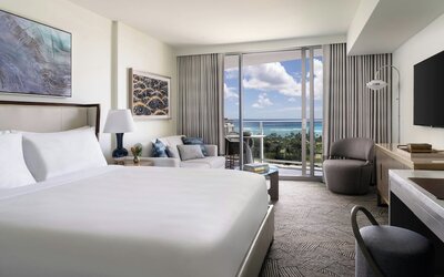 The Ritz-Carlton Residences, Waikiki Beach