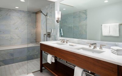 The Ritz-Carlton Residences, Waikiki Beach