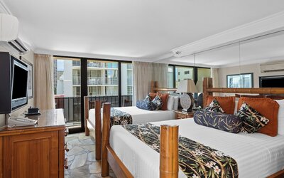 Castle Bamboo Waikīkī Hotel
