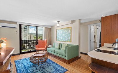 Castle Bamboo Waikīkī Hotel