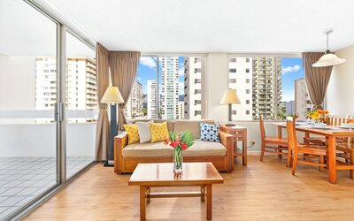 Pacific Monarch - 1 BR - Ocean & City Views