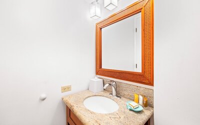 Pacific Monarch - 1 BR - Ocean & City Views