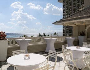 Moana Surfrider, A Westin Resort & Spa, Waikiki Beach