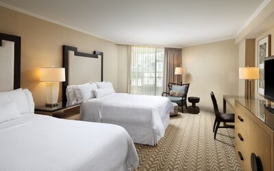 Moana Surfrider, A Westin Resort & Spa, Waikiki Beach