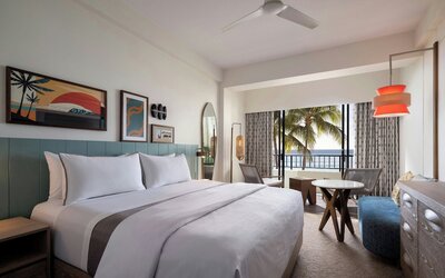 Moana Surfrider, A Westin Resort & Spa, Waikiki Beach