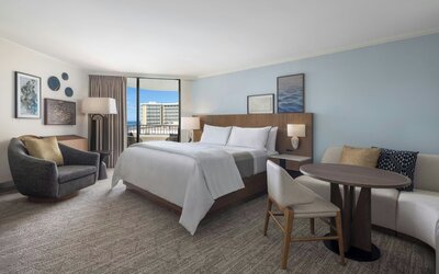 Moana Surfrider, A Westin Resort & Spa, Waikiki Beach