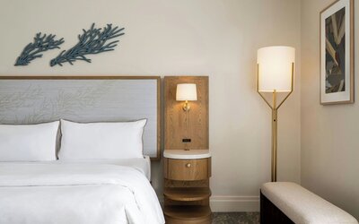 Moana Surfrider, A Westin Resort & Spa, Waikiki Beach