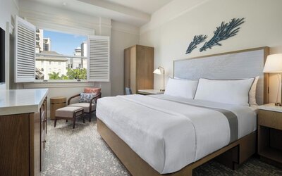 Moana Surfrider, A Westin Resort & Spa, Waikiki Beach