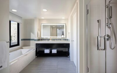 Moana Surfrider, A Westin Resort & Spa, Waikiki Beach