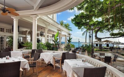 Moana Surfrider, A Westin Resort & Spa, Waikiki Beach