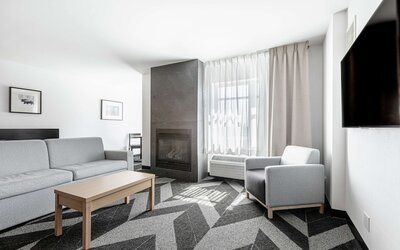 DoubleTree by Hilton Quebec Resort
