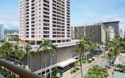 Waikiki Malia