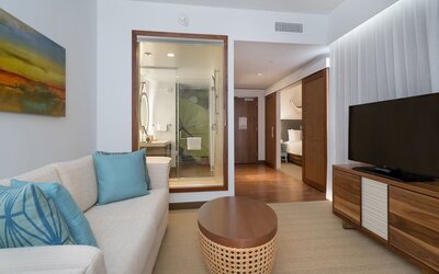 Hyatt Centric Waikiki Beach