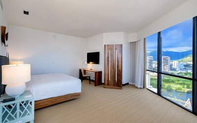 Hyatt Centric Waikiki Beach