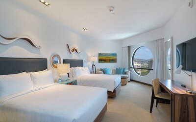 Hyatt Centric Waikiki Beach