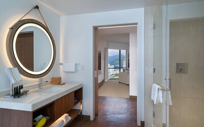 Hyatt Centric Waikiki Beach