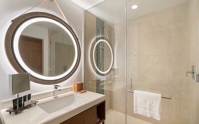 Hyatt Centric Waikiki Beach