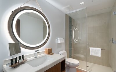 Hyatt Centric Waikiki Beach