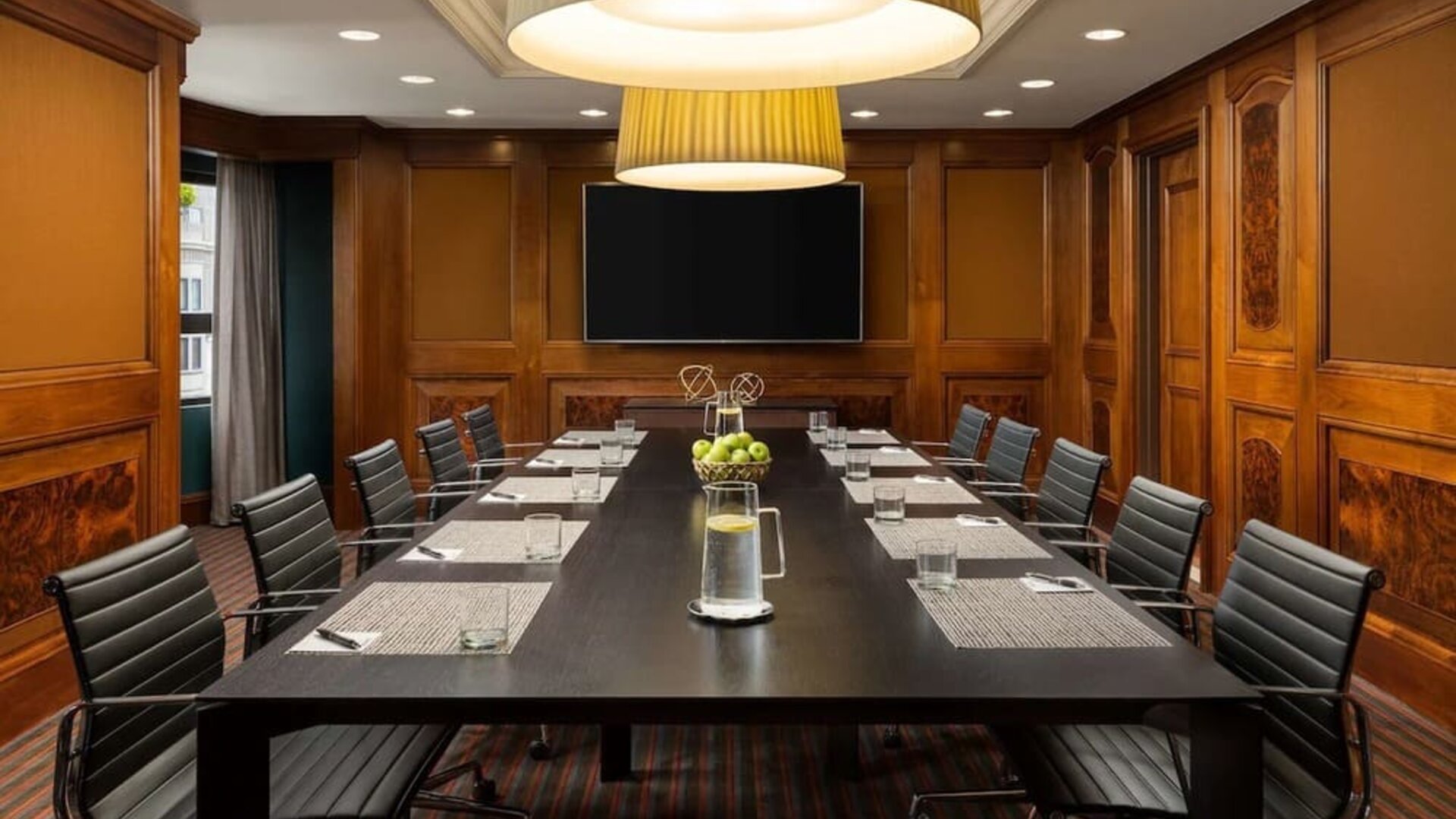 Professional meeting room at Stanford Court San Francisco.