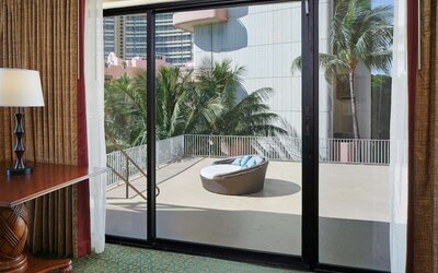 OUTRIGGER Waikiki Beach Resort