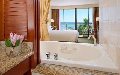 OUTRIGGER Waikiki Beach Resort