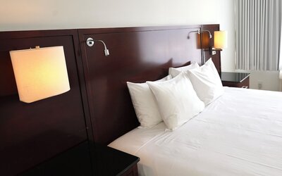 Travelodge by Wyndham Hotel & Convention Centre Quebec City