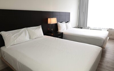 Travelodge by Wyndham Hotel & Convention Centre Quebec City