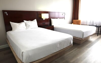 Travelodge by Wyndham Hotel & Convention Centre Quebec City