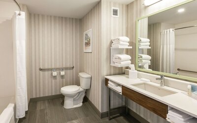 Hampton Inn & Suites by Hilton Quebec City Beauport