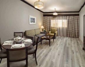 Savoy Crest Hotel Apartments