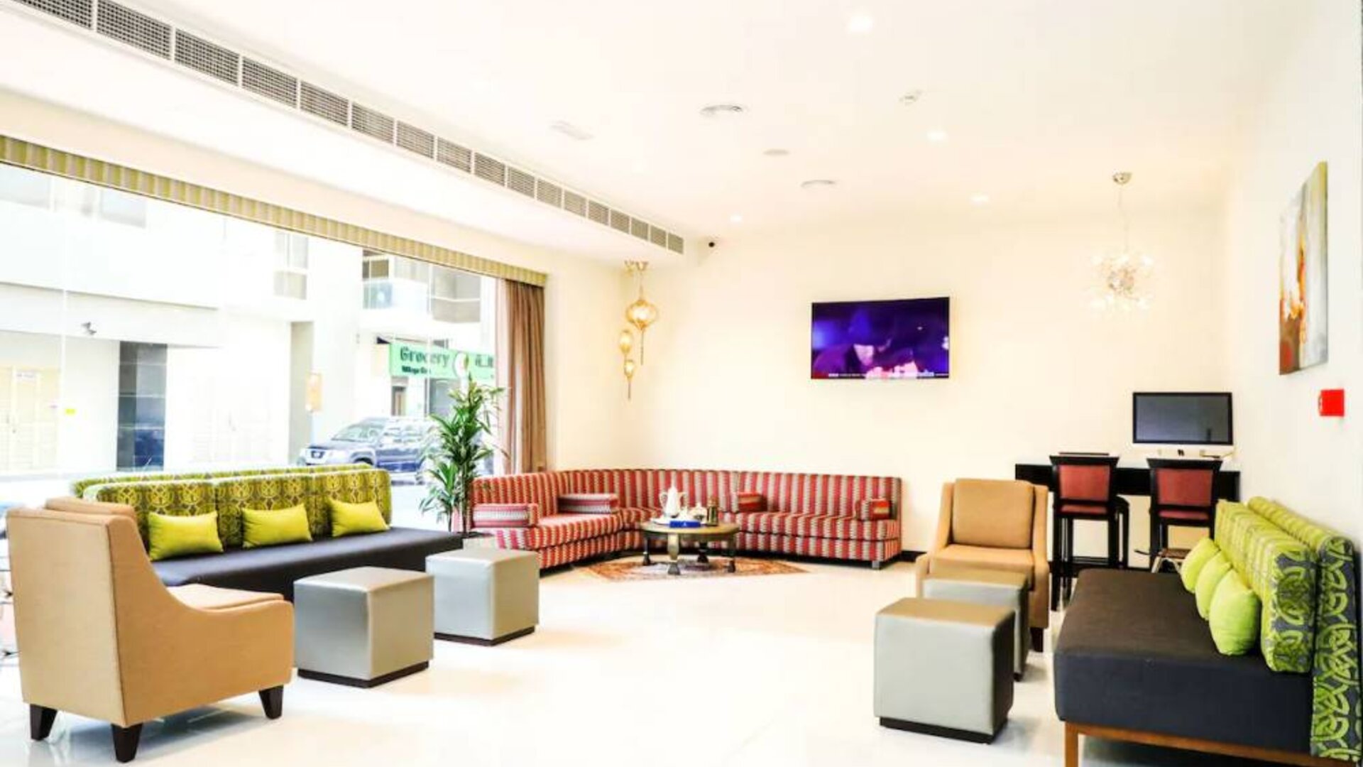 Savoy Crest Hotel Apartments