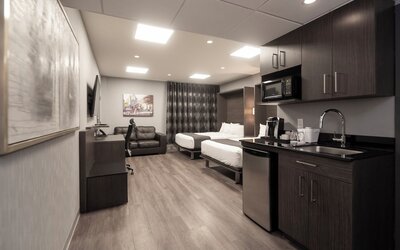 Hotel & Suites Le Dauphin Quebec