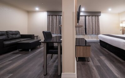 Hotel & Suites Le Dauphin Quebec
