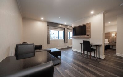 Hotel & Suites Le Dauphin Quebec