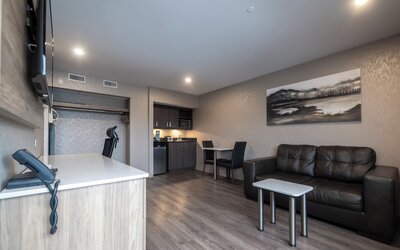 Hotel & Suites Le Dauphin Quebec