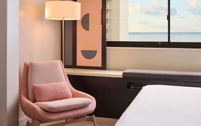 Hotel Renew